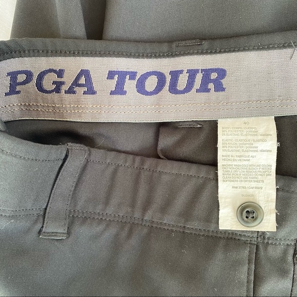 PGA Tour Mens Flat Front Black Golf Shorts in a Size 40 Waist - Picture 5 of 10